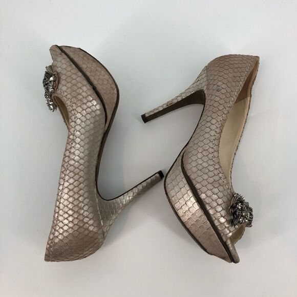 VERA WANG LAVENDER Leather Scale Pumps Jewel Embellished - Picture 5 of 8